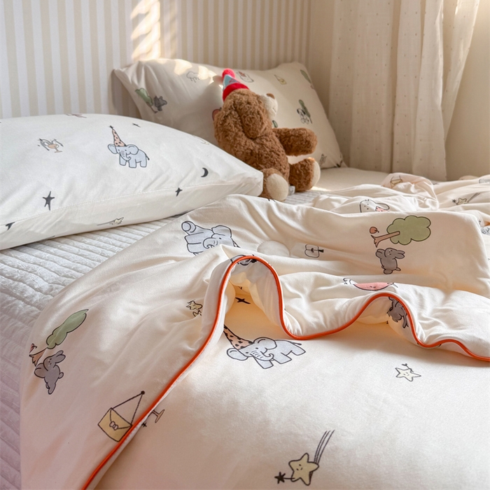 91家纺网 家纺一手货源 找家纺 暖生活 2026新款A类牛奶针织棉夏被被子被芯 月光森林