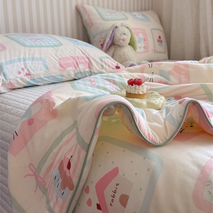 91家纺网 家纺一手货源 找家纺 暖生活 2026新款A类牛奶针织棉夏被被子被芯 小兔拼图