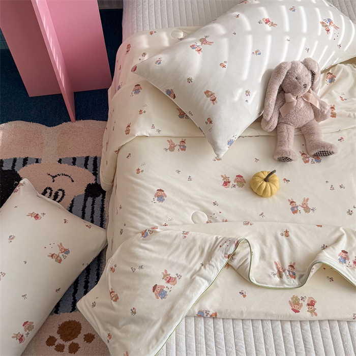 91家纺网 家纺一手货源 找家纺 暖生活 2026新款A类牛奶针织棉夏被被子被芯 两只兔子