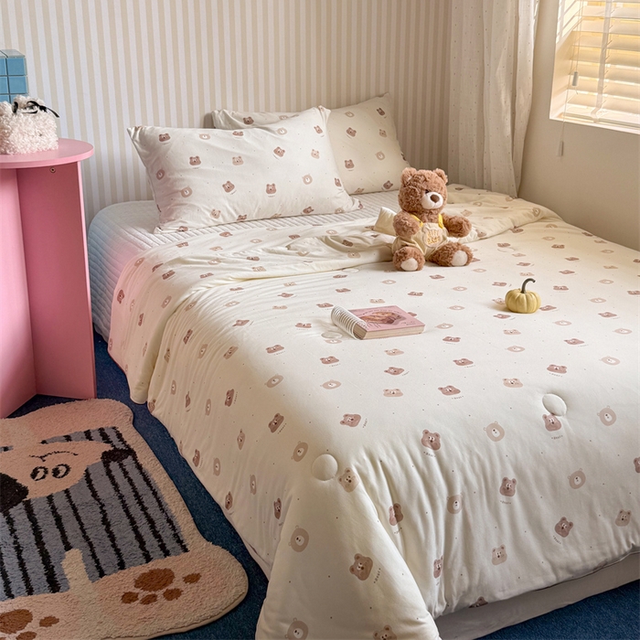 91家纺网 家纺一手货源 找家纺 暖生活 2026新款A类牛奶针织棉夏被被子被芯 巧克力熊