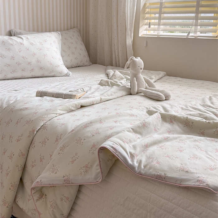 91家纺网 家纺一手货源 找家纺 暖生活 2026新款A类牛奶针织棉夏被被子被芯 花信驿