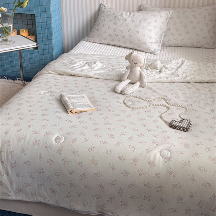 91家纺网 家纺一手货源 找家纺 暖生活 2026新款A类牛奶针织棉夏被被子被芯 花信驿