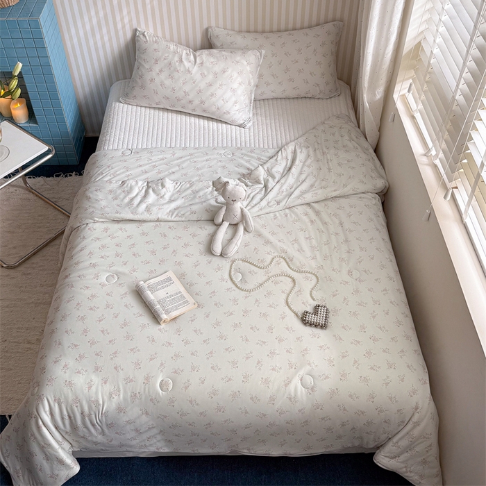 91家纺网 家纺一手货源 找家纺 暖生活 2026新款A类牛奶针织棉夏被被子被芯 花信驿