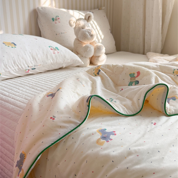 91家纺网 家纺一手货源 找家纺 暖生活 2026新款A类牛奶针织棉夏被被子被芯 缤纷小马