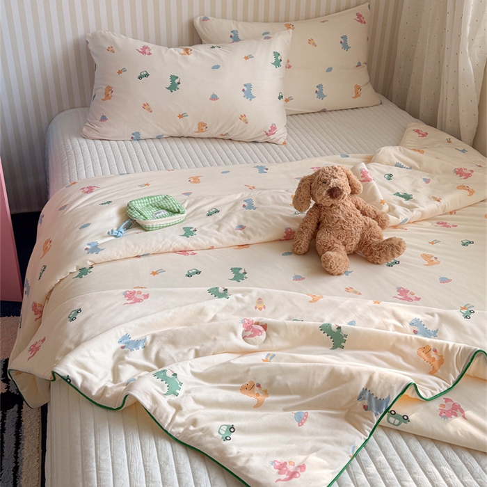 91家纺网 家纺一手货源 找家纺 暖生活 2026新款A类牛奶针织棉夏被被子被芯 宇宙恐龙