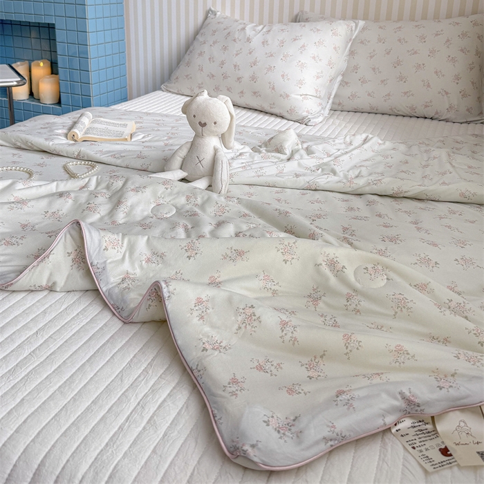 91家纺网 家纺一手货源 找家纺 暖生活 2026新款A类牛奶针织棉夏被被子被芯 花信驿