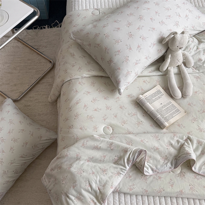 91家纺网 家纺一手货源 找家纺 暖生活 2026新款A类牛奶针织棉夏被被子被芯 花信驿