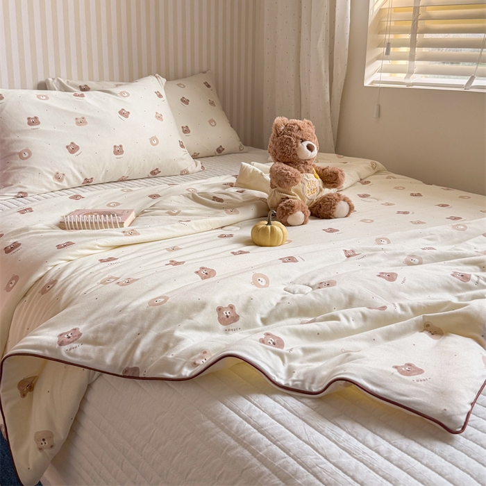 91家纺网 家纺一手货源 找家纺 暖生活 2026新款A类牛奶针织棉夏被被子被芯 巧克力熊