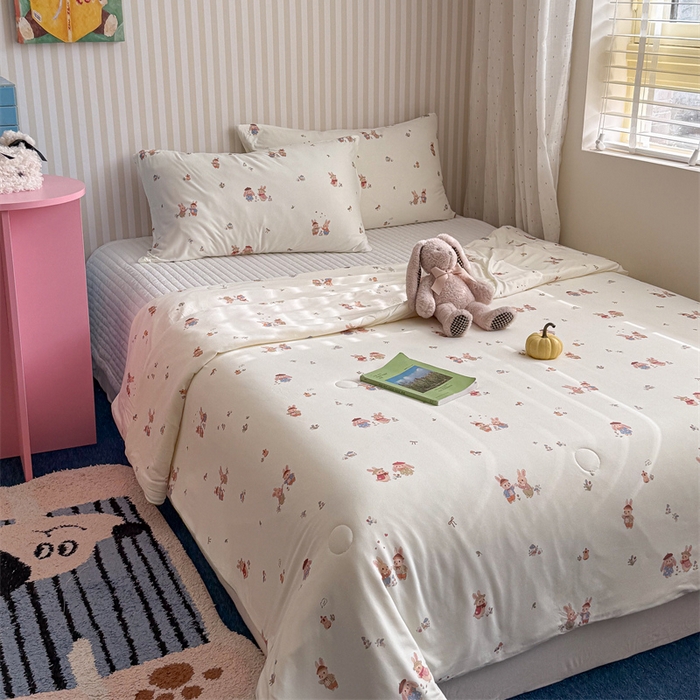 91家纺网 家纺一手货源 找家纺 暖生活 2026新款A类牛奶针织棉夏被被子被芯 两只兔子