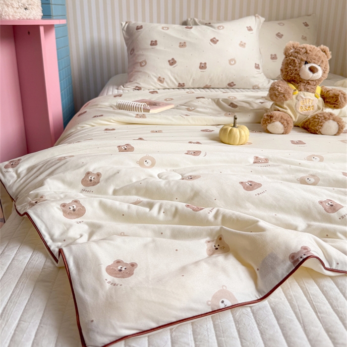 91家纺网 家纺一手货源 找家纺 暖生活 2026新款A类牛奶针织棉夏被被子被芯 巧克力熊