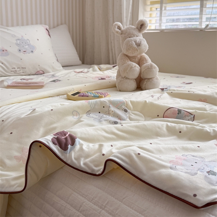 91家纺网 家纺一手货源 找家纺 暖生活 2026新款A类牛奶针织棉夏被被子被芯 野餐聚会