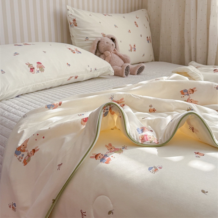 91家纺网 家纺一手货源 找家纺 暖生活 2026新款A类牛奶针织棉夏被被子被芯 两只兔子