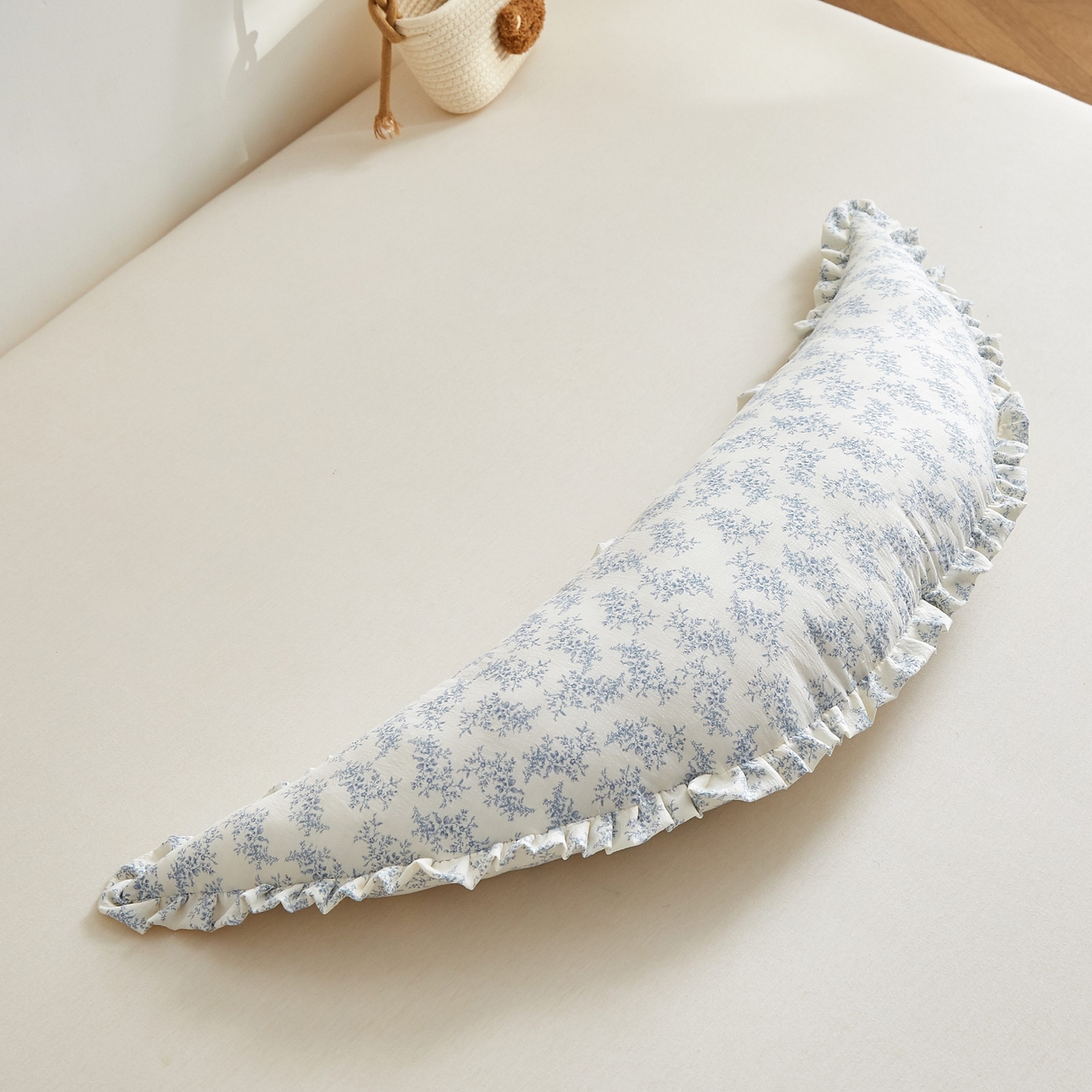 91家纺网 家纺一手货源 找家纺 小桃姐家纺 2026新款可拆洗多功能舒睡月亮抱抱枕夹腿抱枕孕妇枕新生儿安抚枕头 蓝色意境