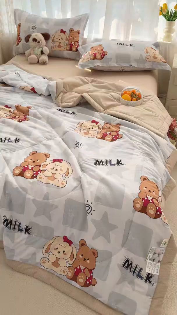 91家纺网 家纺一手货源 找家纺 瑶瑶家居 2026新款A类里外全棉夏凉被四件套-风格一 温暖熊