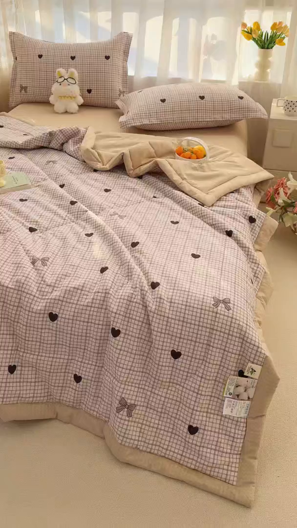91家纺网 家纺一手货源 找家纺 瑶瑶家居 2026新款A类里外全棉夏凉被四件套-风格一 小甜心