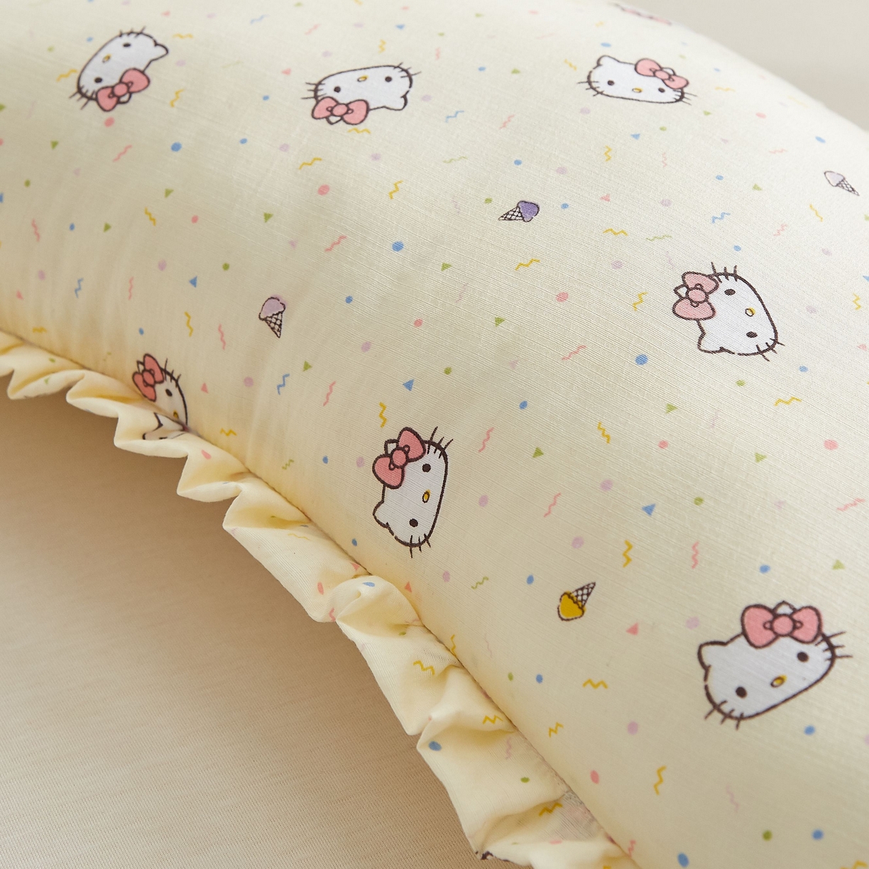 91家纺网 家纺一手货源 找家纺 小桃姐家纺 2026新款可拆洗多功能舒睡月亮抱抱枕夹腿抱枕孕妇枕新生儿安抚枕头 奶酪Kitty