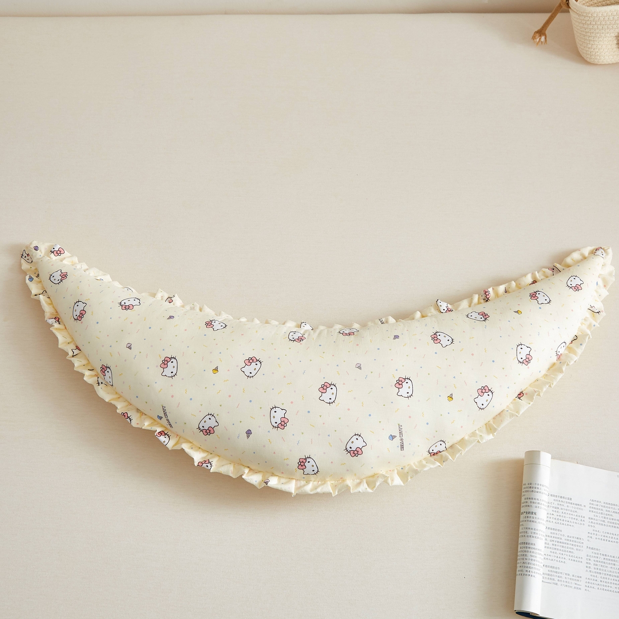 91家纺网 家纺一手货源 找家纺 小桃姐家纺 2026新款可拆洗多功能舒睡月亮抱抱枕夹腿抱枕孕妇枕新生儿安抚枕头 奶酪Kitty