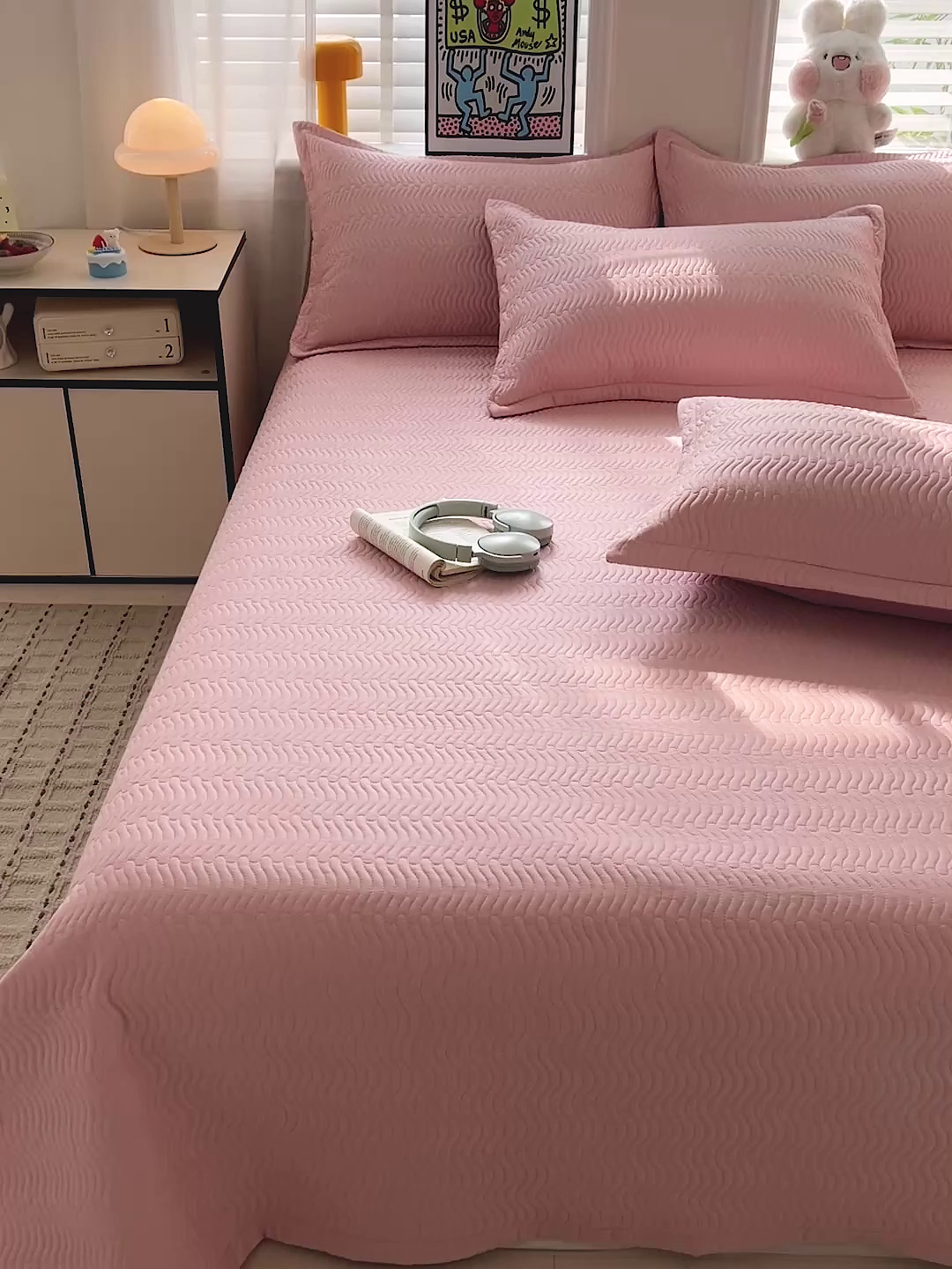 91家纺网 家纺一手货源 找家纺 梦精灵家纺 2026新款纯色全棉床盖单件纯棉绗缝夹棉床单 四季通用榻榻米防滑学生宿舍单人床盖枕套 素境-粉