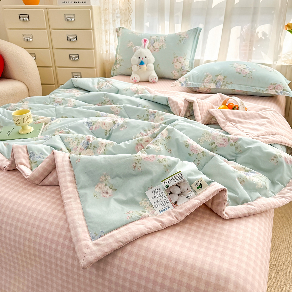 91家纺网 家纺一手货源 找家纺 瑶瑶家居 2026新款A类里外全棉夏凉被四件套-风格二 柔纱花影