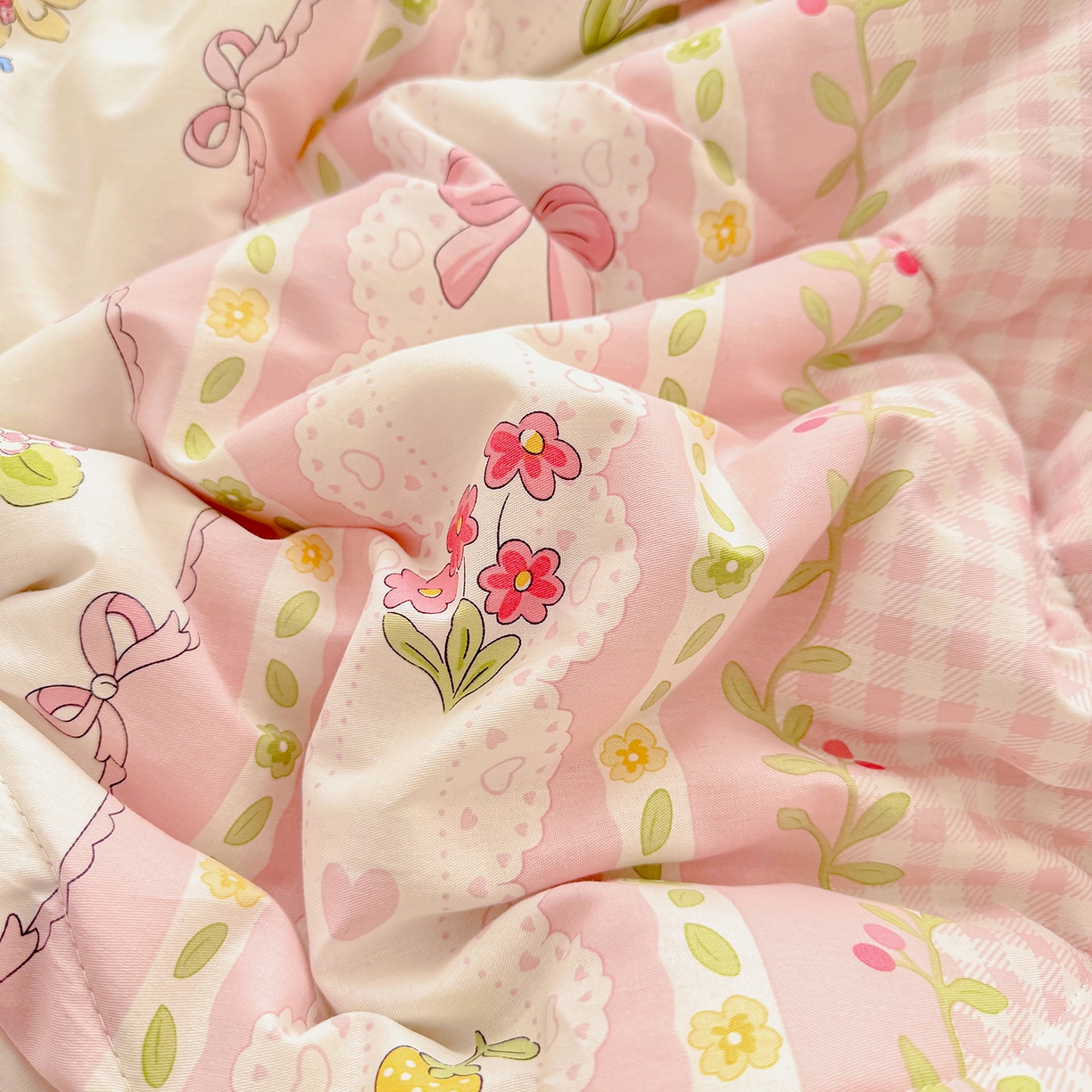 91家纺网 家纺一手货源 找家纺 瑶瑶家居 2026新款A类里外全棉夏凉被四件套-风格二 小花絮