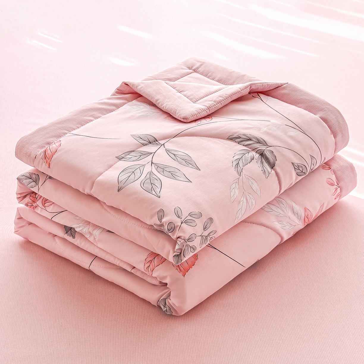 91家纺网 家纺一手货源 找家纺 瑶瑶家居 2026新款A类里外全棉夏凉被四件套-风格二 素色花蔓