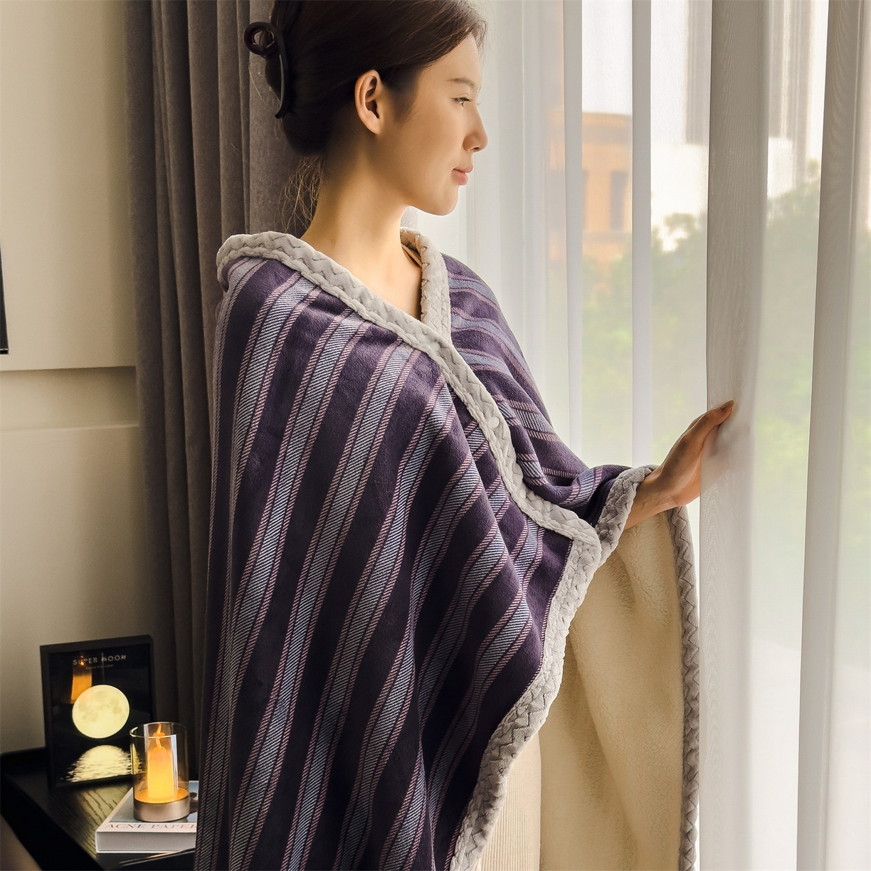 91家纺网 家纺一手货源 找家纺 布凡家居 2026新款多功能中古无印风牛奶绒披肩毯毯子毛毯 紫韵条纹