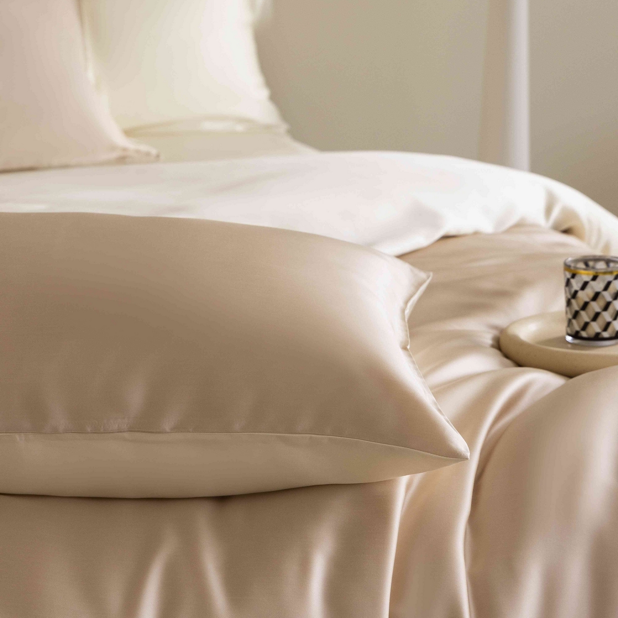 91家纺网 家纺一手货源 找家纺 佳汐蓝家纺 2026新款60s莱赛尔天丝四件套丝颜悦色系列 晨阳咖