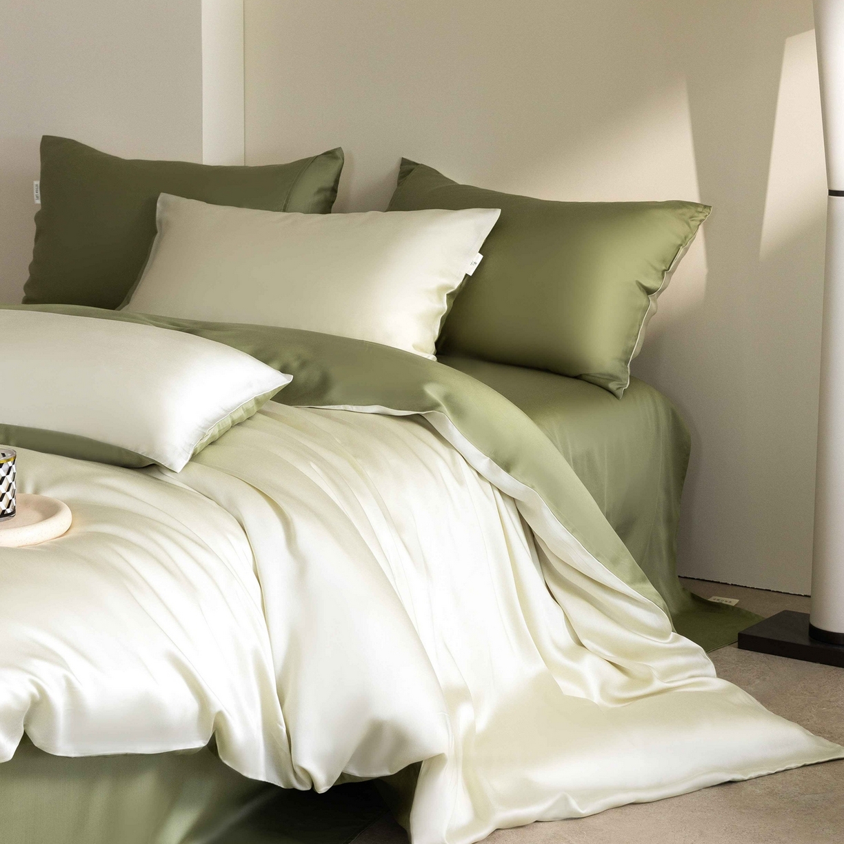 91家纺网 家纺一手货源 找家纺 佳汐蓝家纺 2026新款60s莱赛尔天丝四件套丝颜悦色系列 瓷器绿