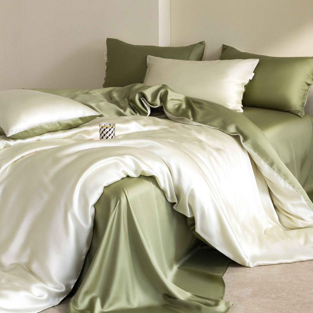 91家纺网 家纺一手货源 找家纺 佳汐蓝家纺 2026新款60s莱赛尔天丝四件套丝颜悦色系列 瓷器绿