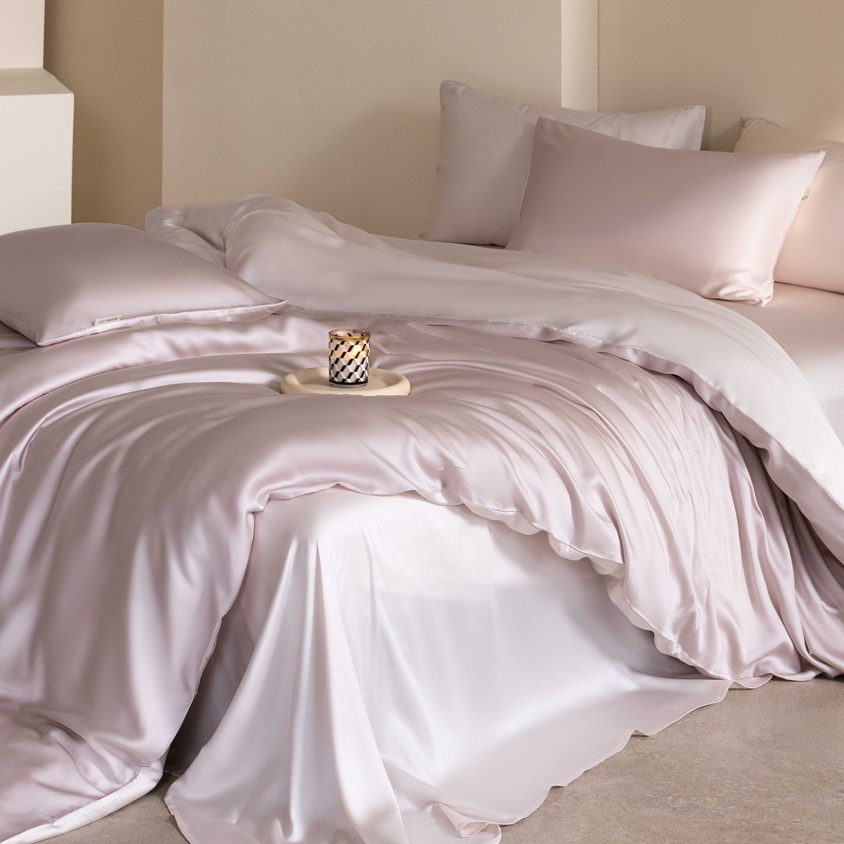 91家纺网 家纺一手货源 找家纺 佳汐蓝家纺 2026新款60s莱赛尔天丝四件套丝颜悦色系列 缦豆沙