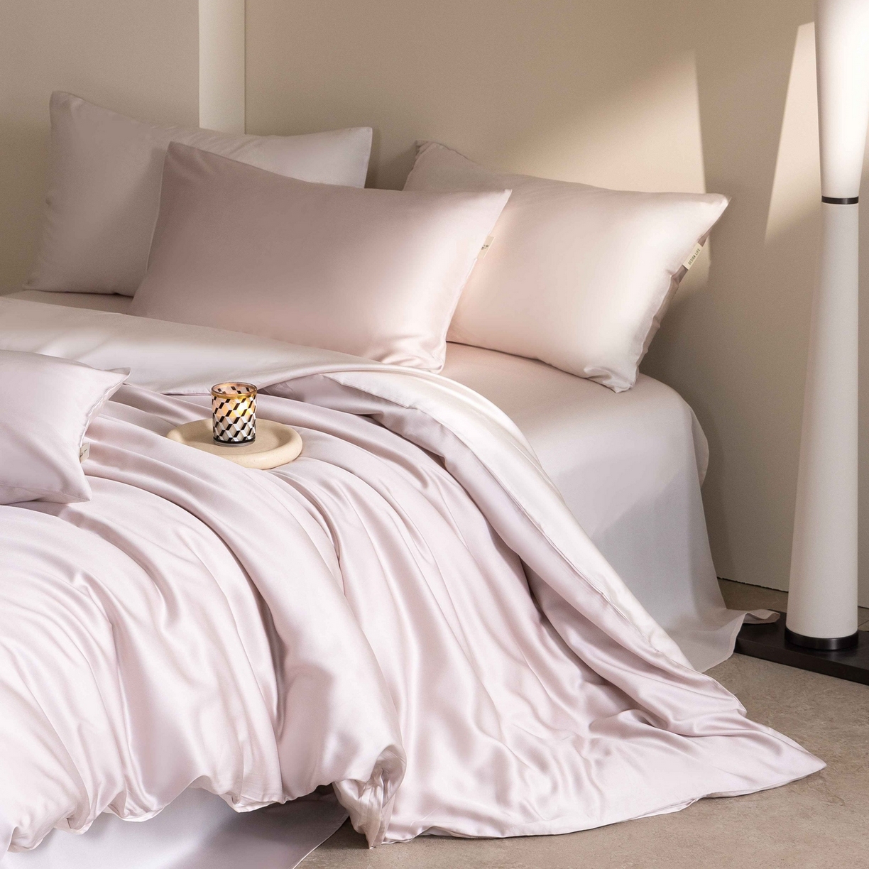 91家纺网 家纺一手货源 找家纺 佳汐蓝家纺 2026新款60s莱赛尔天丝四件套丝颜悦色系列 缦豆沙