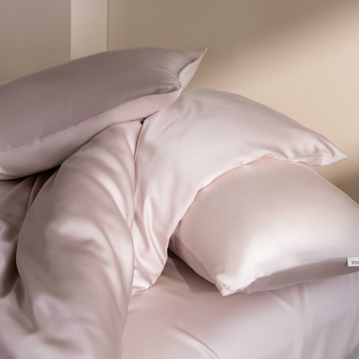 91家纺网 家纺一手货源 找家纺 佳汐蓝家纺 2026新款60s莱赛尔天丝四件套丝颜悦色系列 缦豆沙