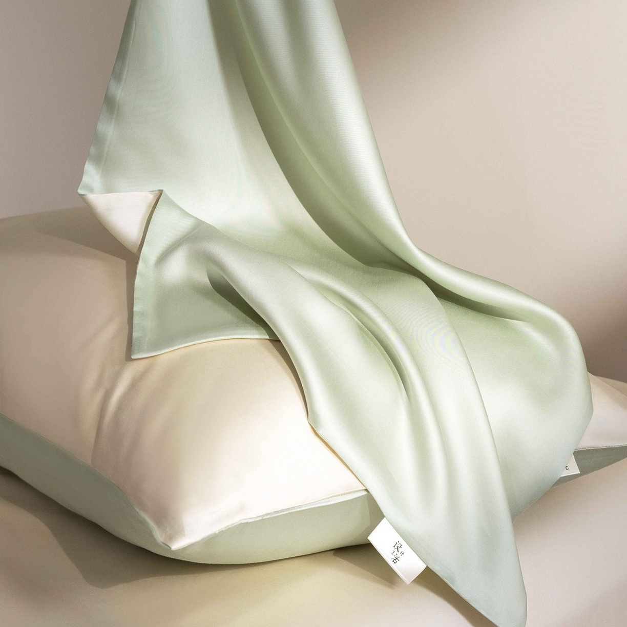 91家纺网 家纺一手货源 找家纺 佳汐蓝家纺 2026新款60s莱赛尔天丝四件套丝颜悦色系列 云水绿