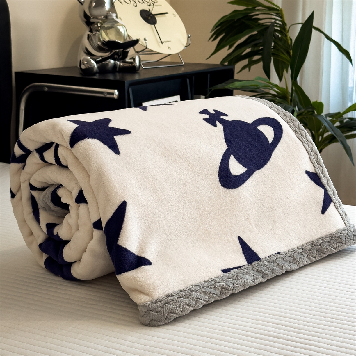 91家纺网 家纺一手货源 找家纺 （总）布凡家居 2026新款中古无印风230克牛奶绒复合毛毯毯子