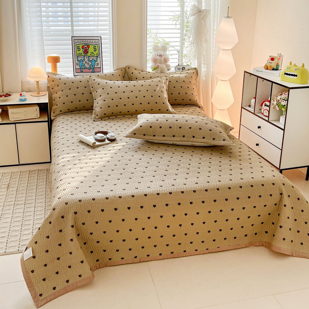 91家纺网 家纺一手货源 找家纺 梦精灵家纺 2026新款纯棉床盖单件全棉绗缝夹棉床单 四季通用榻榻米防滑学生宿舍单人被套枕套 爱心驼