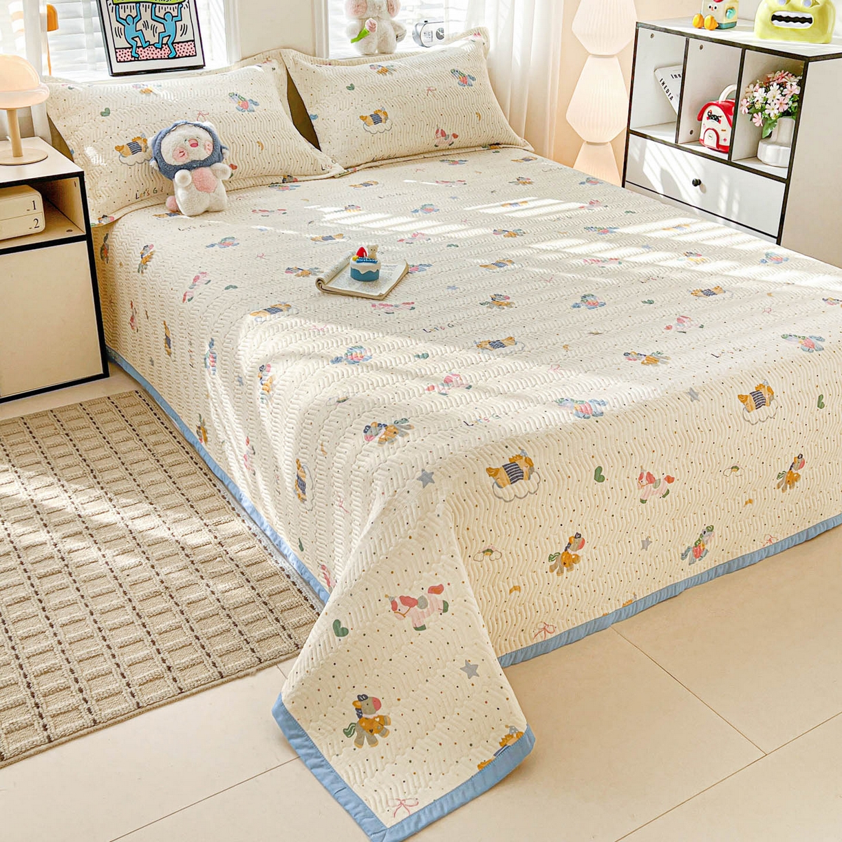 91家纺网 家纺一手货源 找家纺 梦精灵家纺 2026新款纯棉床盖单件全棉绗缝夹棉床单 四季通用榻榻米防滑学生宿舍单人被套枕套 彩虹木马