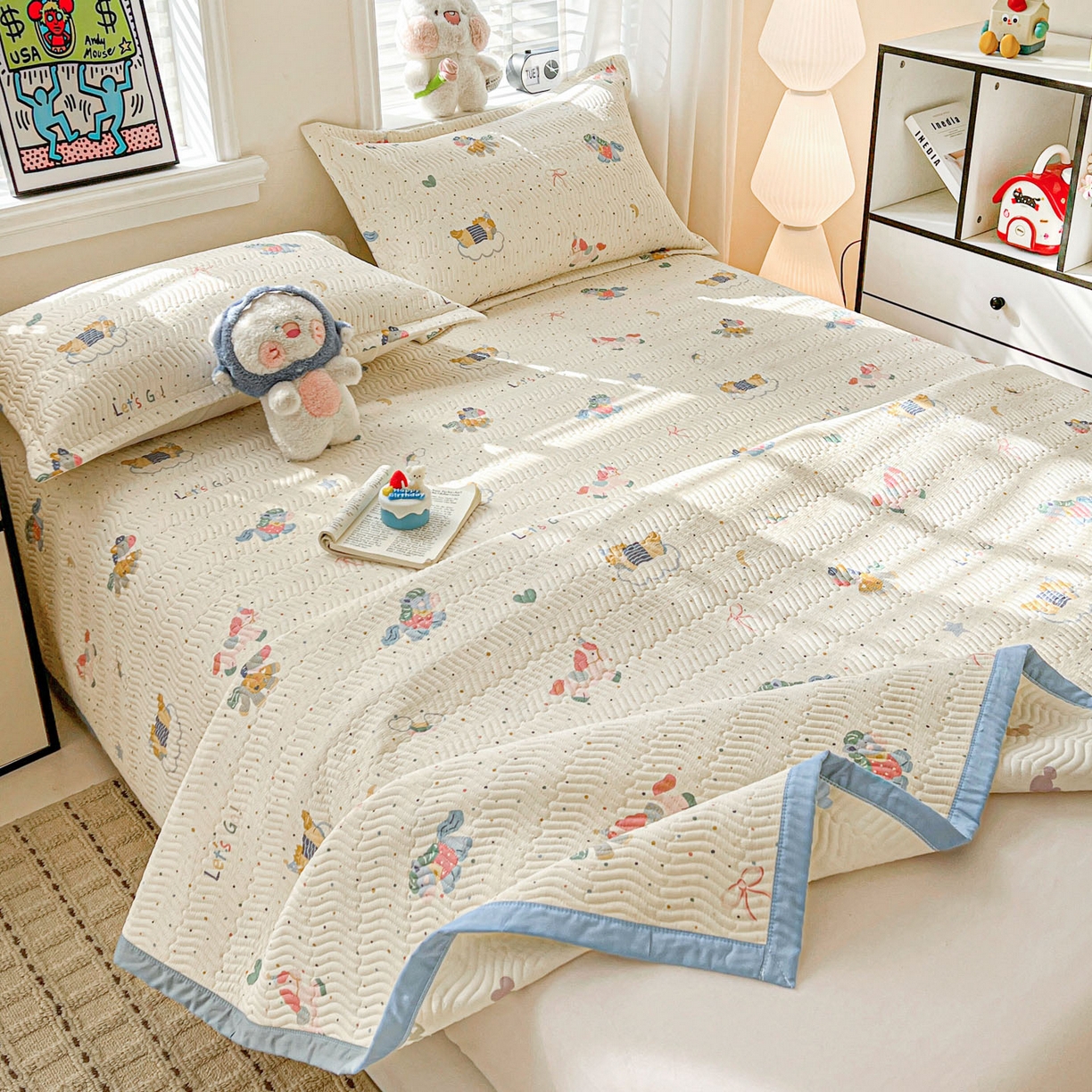 91家纺网 家纺一手货源 找家纺 梦精灵家纺 2026新款纯棉床盖单件全棉绗缝夹棉床单 四季通用榻榻米防滑学生宿舍单人被套枕套 彩虹木马