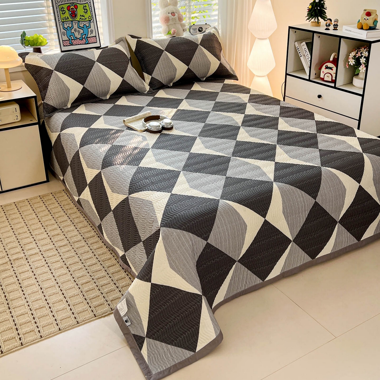 91家纺网 家纺一手货源 找家纺 梦精灵家纺 2026新款纯棉床盖单件全棉绗缝夹棉床单 四季通用榻榻米防滑学生宿舍单人被套枕套 都市英伦