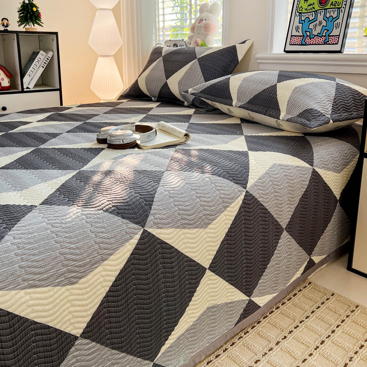 91家纺网 家纺一手货源 找家纺 梦精灵家纺 2026新款纯棉床盖单件全棉绗缝夹棉床单 四季通用榻榻米防滑学生宿舍单人被套枕套 都市英伦