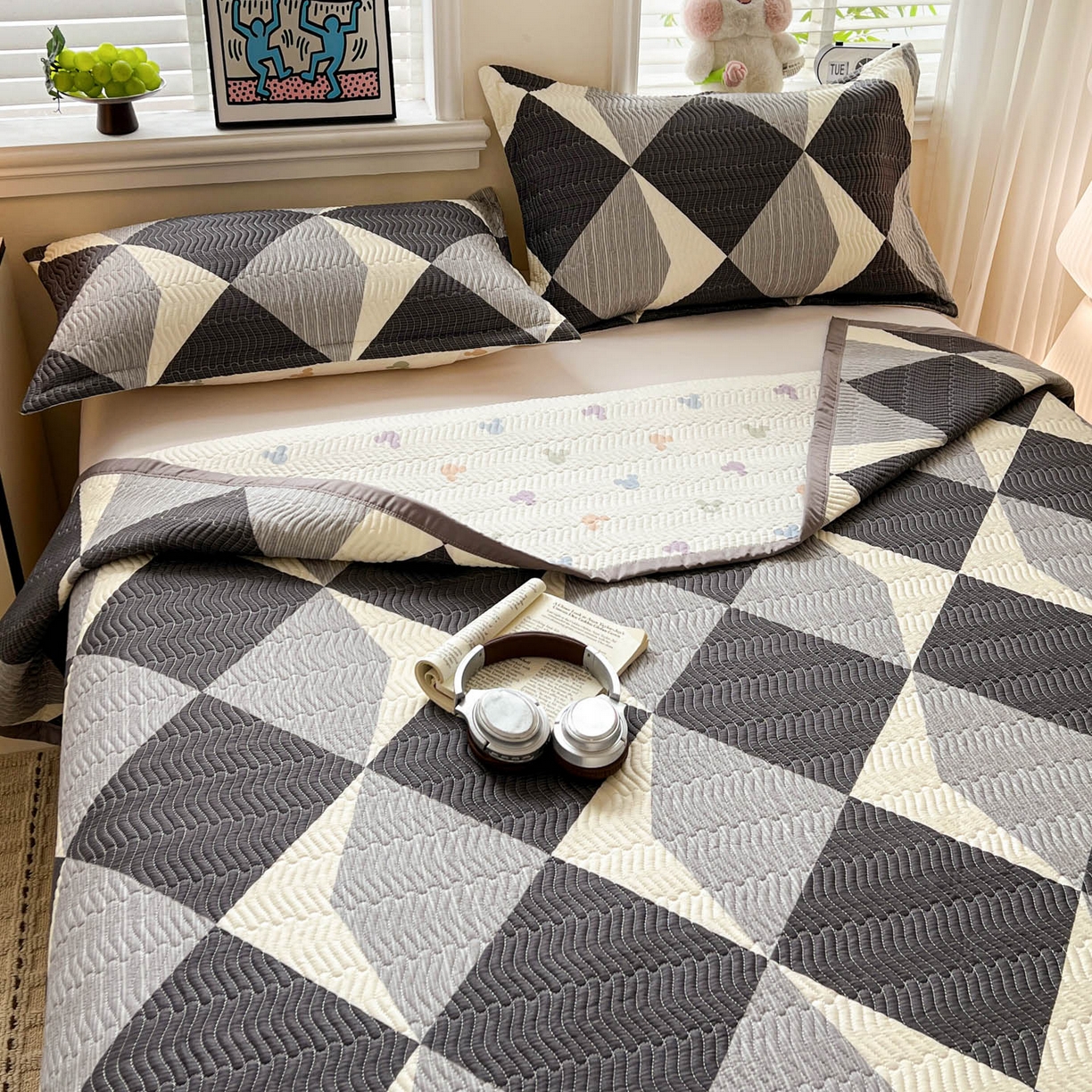 91家纺网 家纺一手货源 找家纺 梦精灵家纺 2026新款纯棉床盖单件全棉绗缝夹棉床单 四季通用榻榻米防滑学生宿舍单人被套枕套 都市英伦