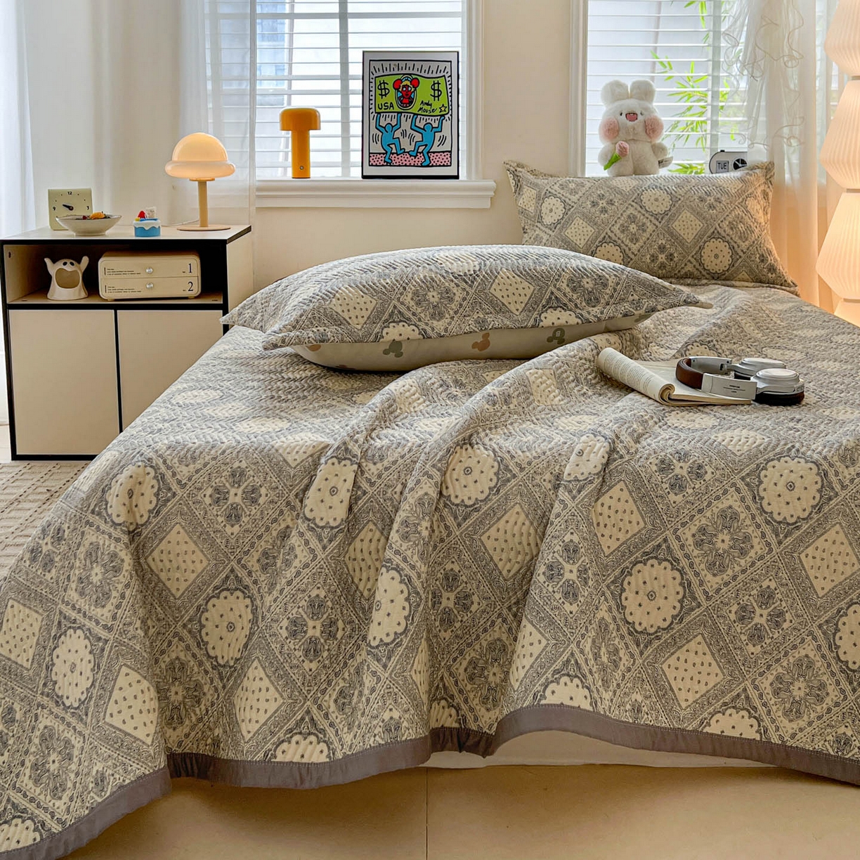 91家纺网 家纺一手货源 找家纺 梦精灵家纺 2026新款纯棉床盖单件全棉绗缝夹棉床单 四季通用榻榻米防滑学生宿舍单人被套枕套 凡尔赛