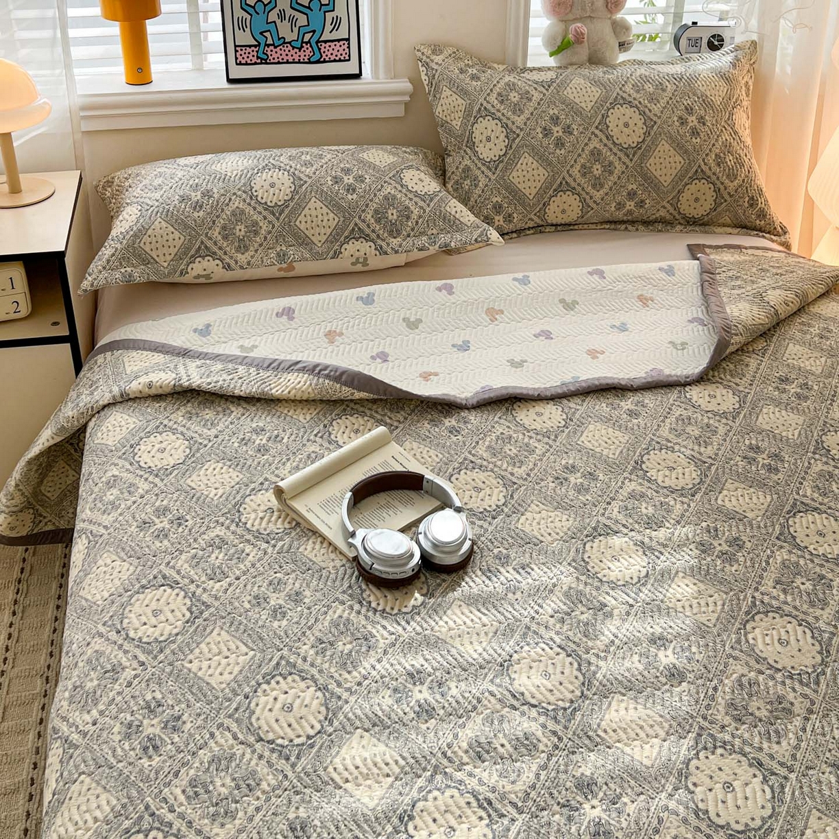 91家纺网 家纺一手货源 找家纺 梦精灵家纺 2026新款纯棉床盖单件全棉绗缝夹棉床单 四季通用榻榻米防滑学生宿舍单人被套枕套 凡尔赛