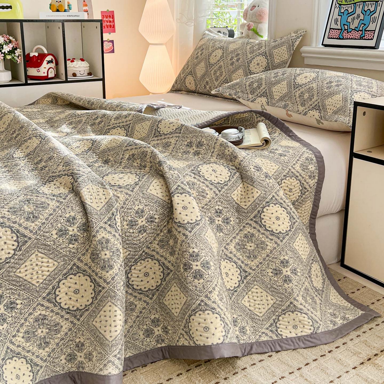 91家纺网 家纺一手货源 找家纺 梦精灵家纺 2026新款纯棉床盖单件全棉绗缝夹棉床单 四季通用榻榻米防滑学生宿舍单人被套枕套 凡尔赛