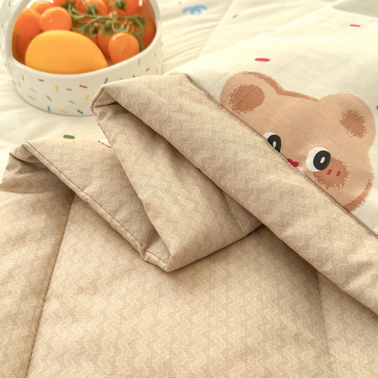 91家纺网 家纺一手货源 找家纺 瑶瑶家居 2026新款A类里外全棉夏凉被四件套-风格三 奶萌熊