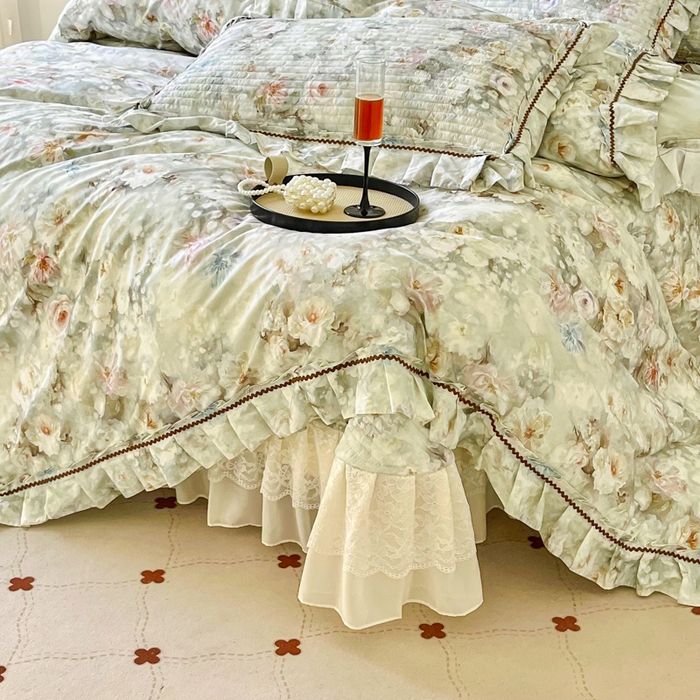 91家纺网 家纺一手货源 找家纺 胜权家纺 2026新款A类全棉法式13372数码印花夹棉床盖四件套系列 花非花绿