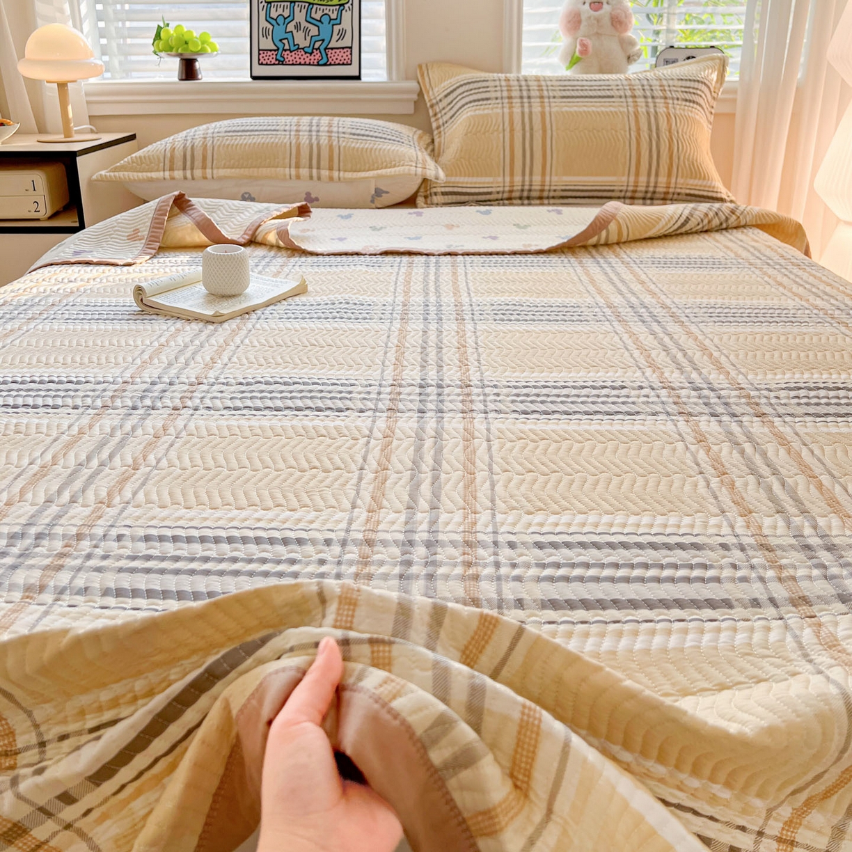 91家纺网 家纺一手货源 找家纺 梦精灵家纺 2026新款纯棉床盖单件全棉绗缝夹棉床单 四季通用榻榻米防滑学生宿舍单人被套枕套 格调情思