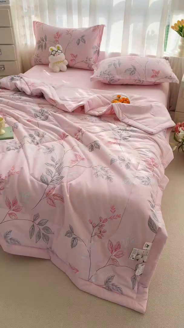 91家纺网 家纺一手货源 找家纺 瑶瑶家居 2026新款A类里外全棉夏凉被四件套-风格三 素色花蔓