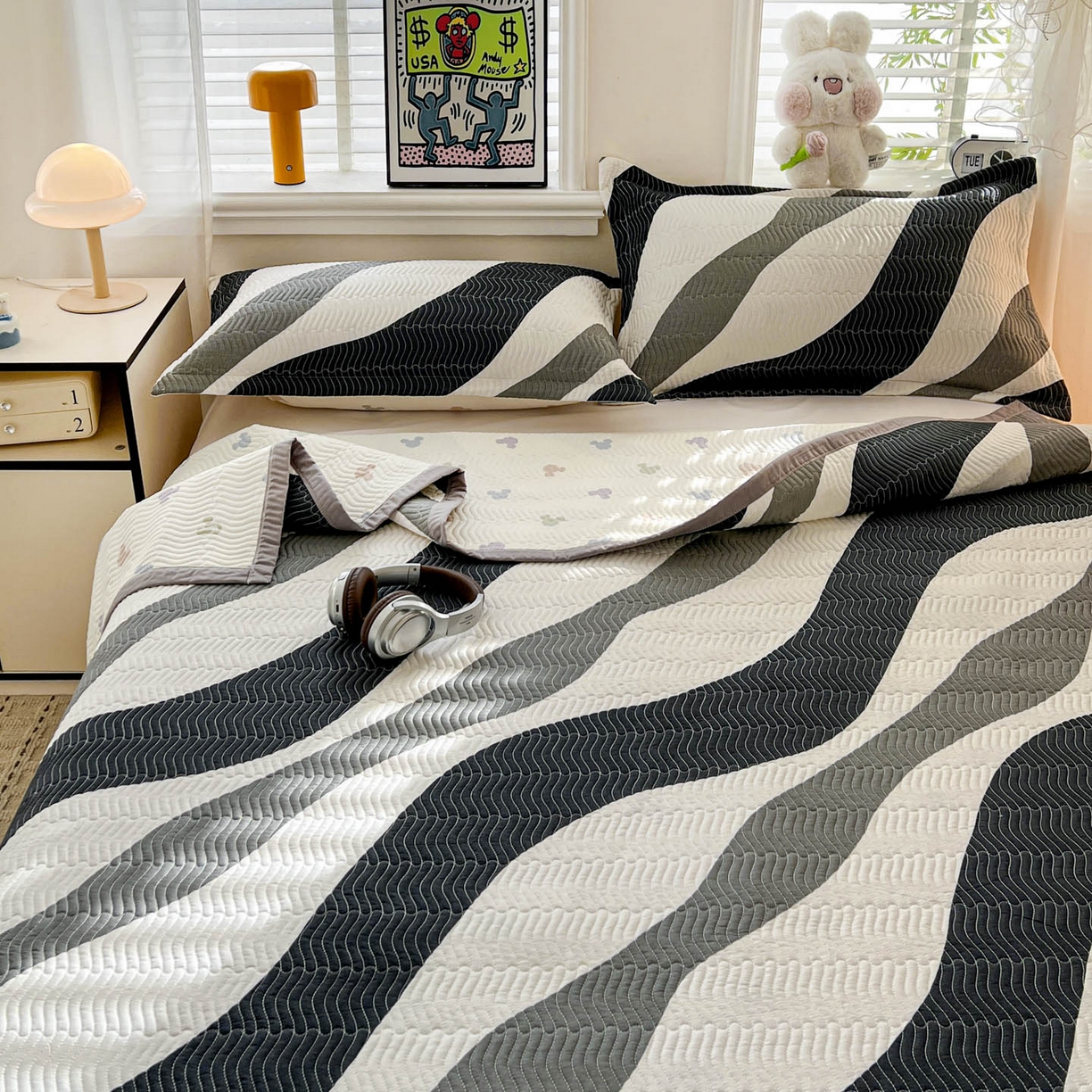 91家纺网 家纺一手货源 找家纺 梦精灵家纺 2026新款纯棉床盖单件全棉绗缝夹棉床单 四季通用榻榻米防滑学生宿舍单人被套枕套 极简主义