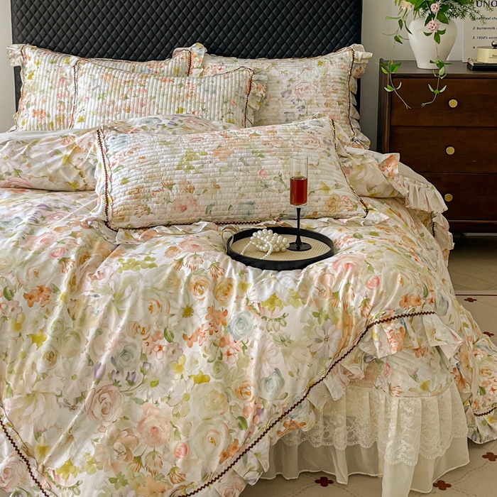 91家纺网 家纺一手货源 找家纺 胜权家纺 2026新款A类全棉法式13372数码印花夹棉床盖四件套系列 锦绣繁华绿