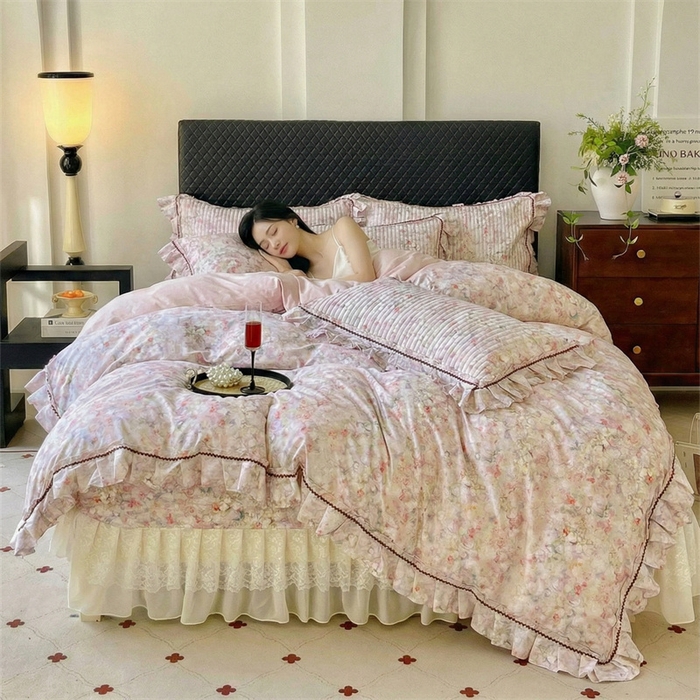 胜权家纺 2026新款A类全棉法式13372数码印花夹棉床盖四件套系列 妙颜粉